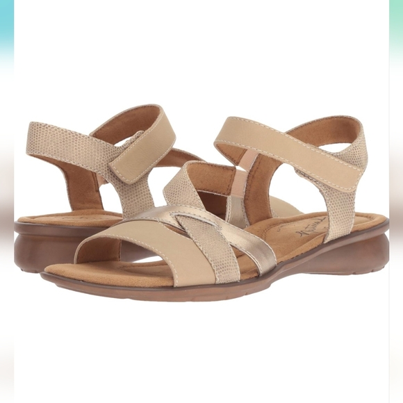 Natural Soul Women's Jordana Flat Sandal - Picture 1 of 7
